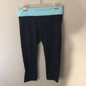Under Armor Cropped Legging